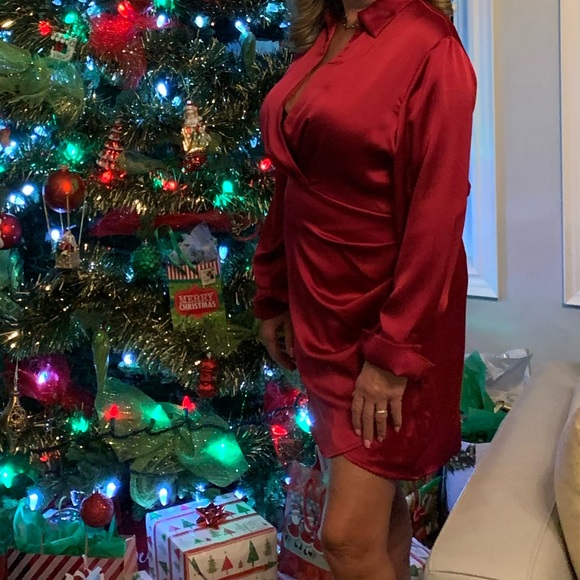 Women’s Satin Dress - Picture 7 of 7